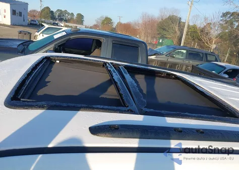 2015 Jeep Grand Cherokee High Altitude z USA, uszkodzony, nr VIN 1C4RJFCG9FC110858